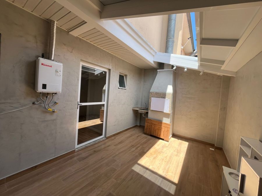 Sobrado em Condom�nio - Venda - Novo Mundo - Curitiba - PR